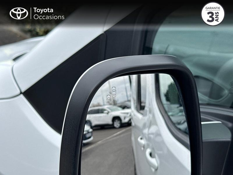 Photo 20 de l’annonce de TOYOTA ProAce City Verso d’occasion à vendre à AUBIÈRE