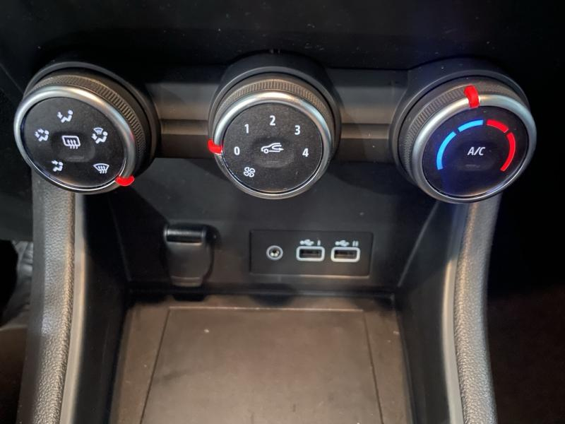 Photo 20 de l’annonce de RENAULT Captur d’occasion à vendre à CHENNEVIÈRES-SUR-MARNE