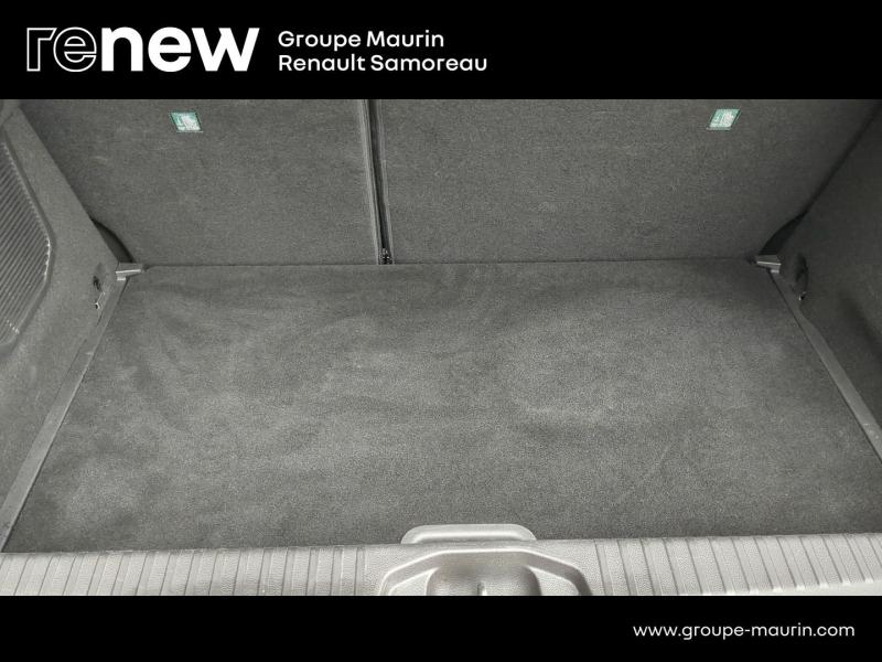 Photo 9 de l’annonce de RENAULT Clio d’occasion à vendre à SAMOREAU