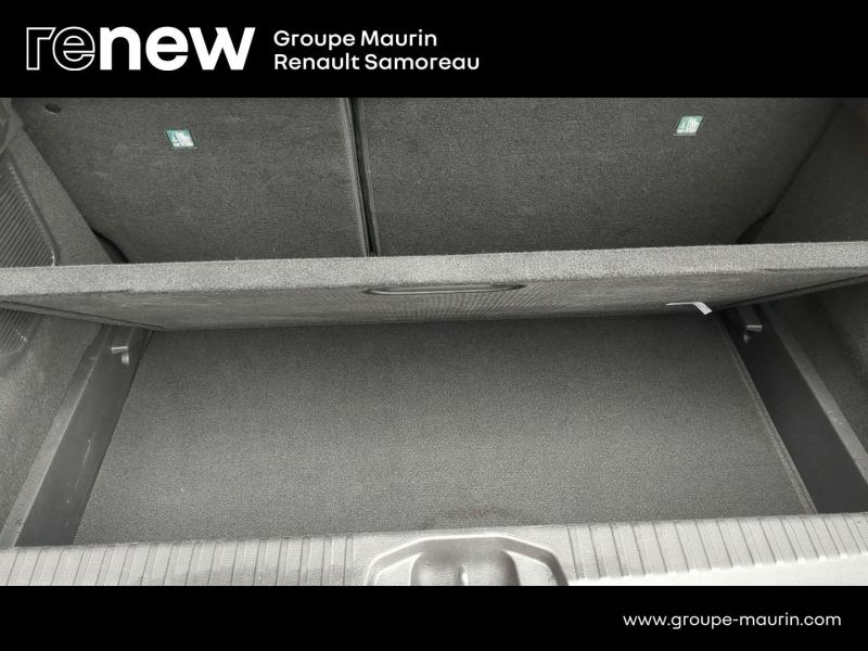Photo 10 de l’annonce de RENAULT Clio d’occasion à vendre à SAMOREAU