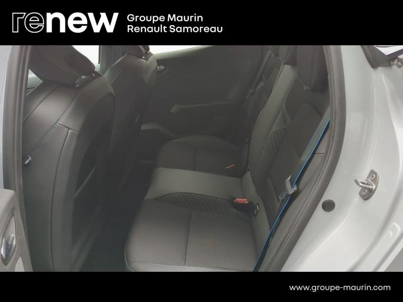Photo 13 de l’annonce de RENAULT Clio d’occasion à vendre à SAMOREAU
