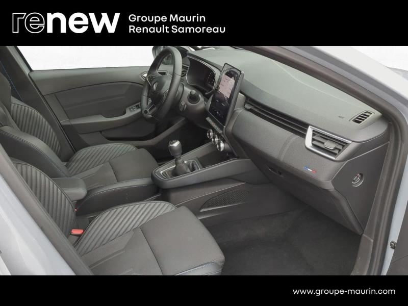Photo 17 de l’annonce de RENAULT Clio d’occasion à vendre à SAMOREAU