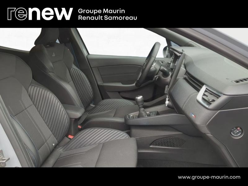 Photo 18 de l’annonce de RENAULT Clio d’occasion à vendre à SAMOREAU