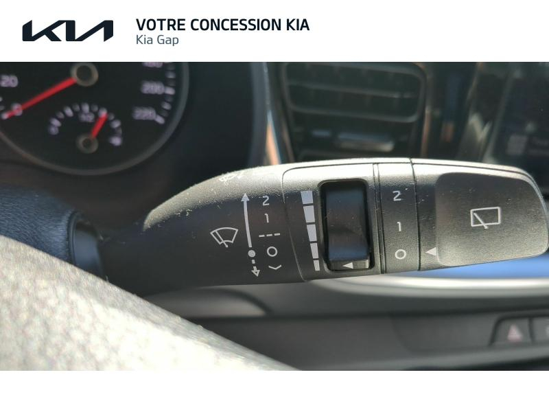 Photo 13 de l’annonce de KIA Stonic d’occasion à vendre à GAP
