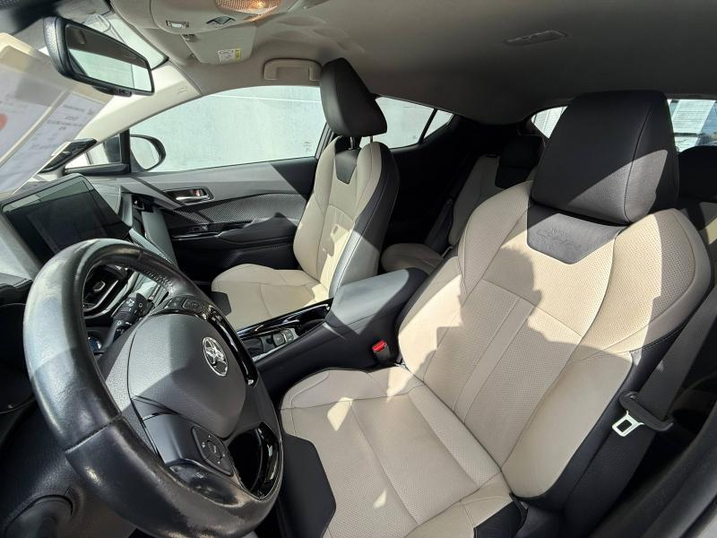 Photo 19 de l’annonce de TOYOTA C-HR d’occasion à vendre à NARBONNE