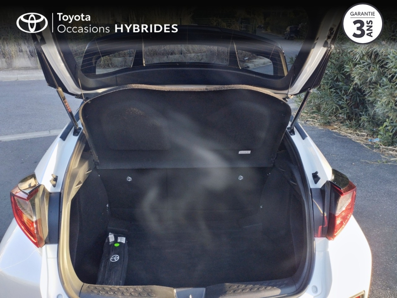 Photo 10 de l’annonce de TOYOTA C-HR d’occasion à vendre à LE CRÈS