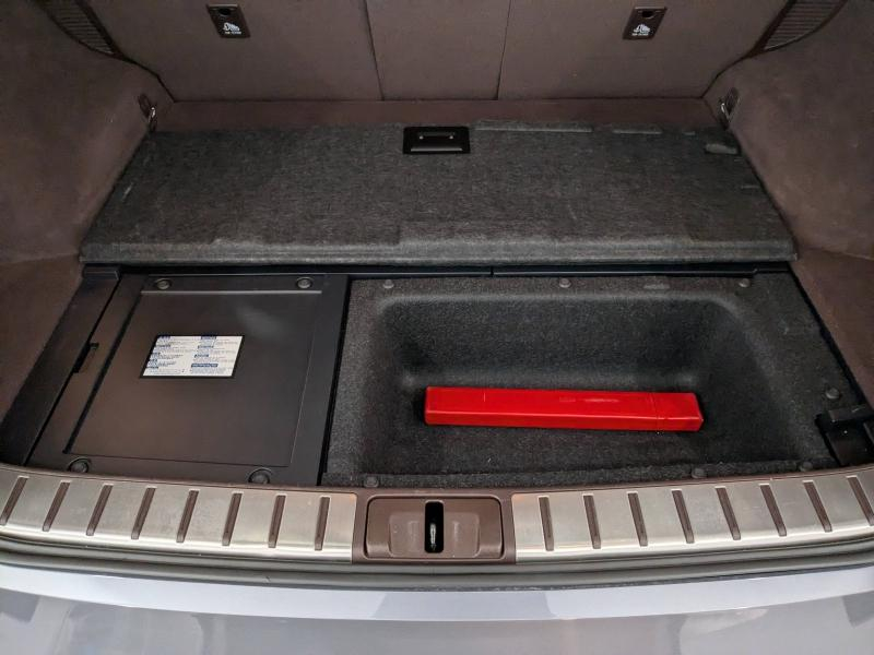 Photo 14 de l’annonce de LEXUS RX d’occasion à vendre à AUBIÈRE