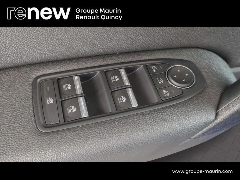 Photo 14 de l’annonce de RENAULT Captur d’occasion à vendre à QUINCY-SOUS-SÉNART