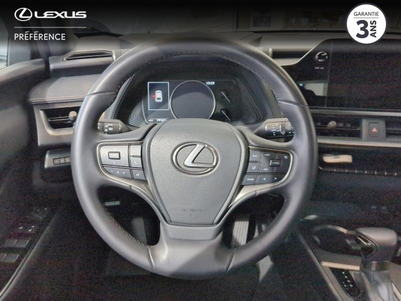Photo 9 de l’annonce de LEXUS UX d’occasion à vendre à LATTES