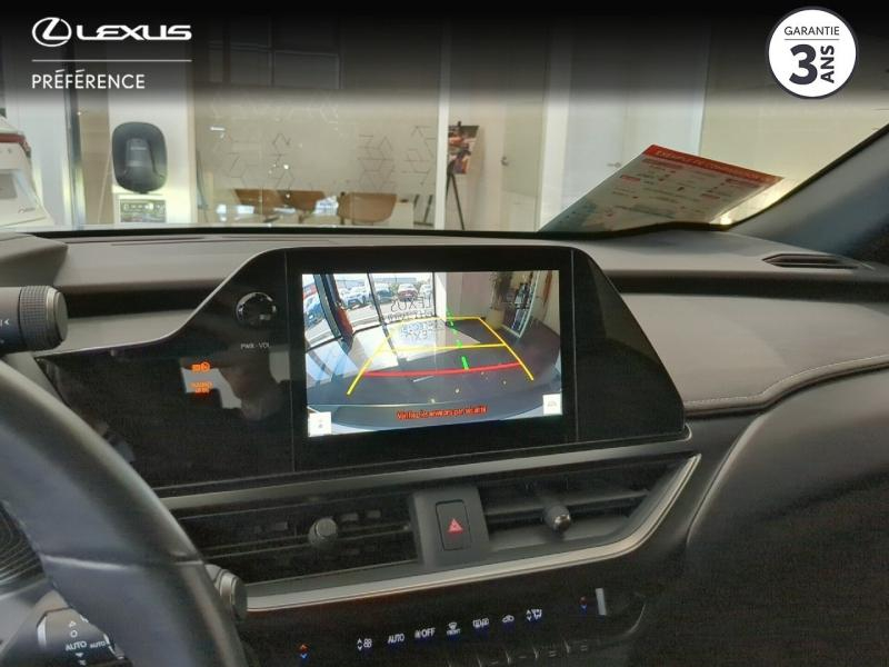 Photo 17 de l’annonce de LEXUS UX d’occasion à vendre à LATTES