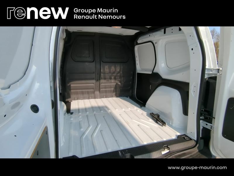 Photo 9 de l’annonce de RENAULT Kangoo Van d’occasion à vendre à SAINT PIERRE LES NEMOURS
