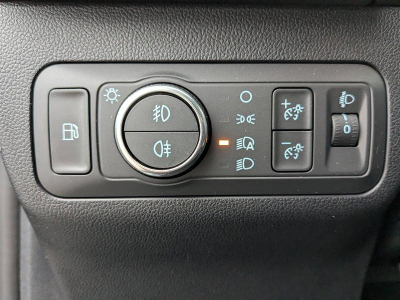 Photo 11 de l’annonce de FORD Kuga d’occasion à vendre à LA VALETTE