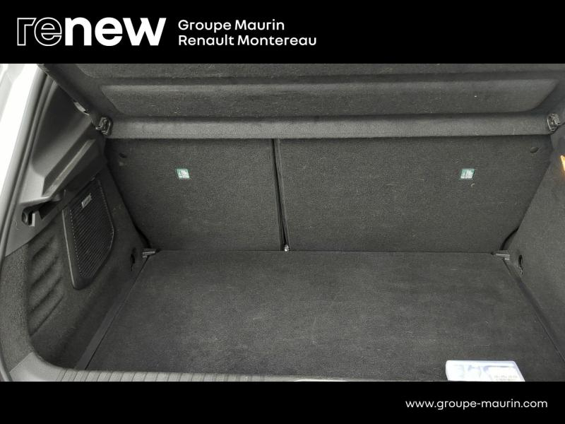 Photo 13 de l’annonce de RENAULT Clio d’occasion à vendre à VARENNES SUR SEINE