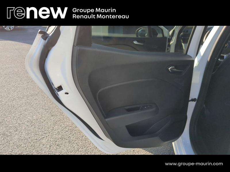 Photo 15 de l’annonce de RENAULT Clio d’occasion à vendre à VARENNES SUR SEINE