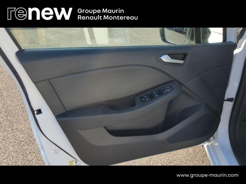 Photo 17 de l’annonce de RENAULT Clio d’occasion à vendre à VARENNES SUR SEINE