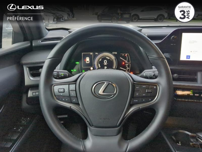 Photo 7 de l’annonce de LEXUS UX d’occasion à vendre à LATTES