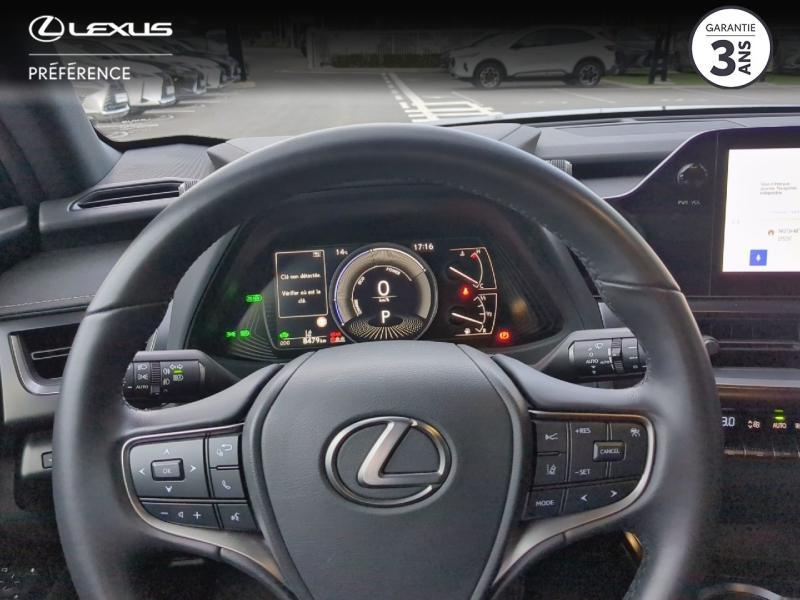 Photo 8 de l’annonce de LEXUS UX d’occasion à vendre à LATTES