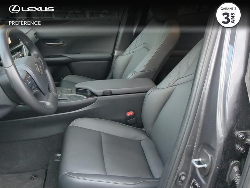 Photo 9 de l’annonce de LEXUS UX d’occasion à vendre à LATTES