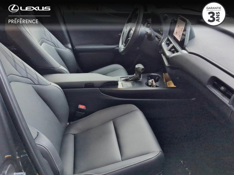 Photo 15 de l’annonce de LEXUS UX d’occasion à vendre à LATTES