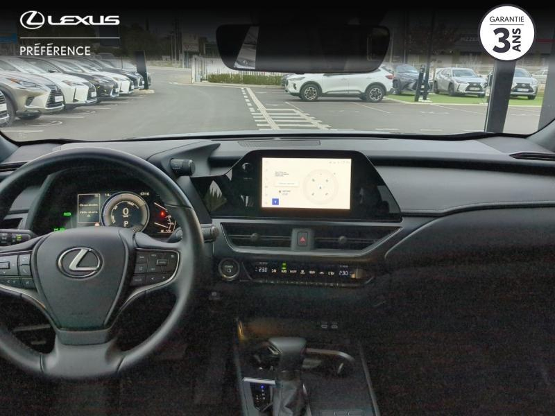 Photo 16 de l’annonce de LEXUS UX d’occasion à vendre à LATTES