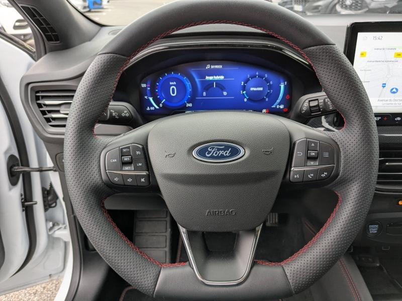 Photo 12 de l’annonce de FORD Focus d’occasion à vendre à LA VALETTE