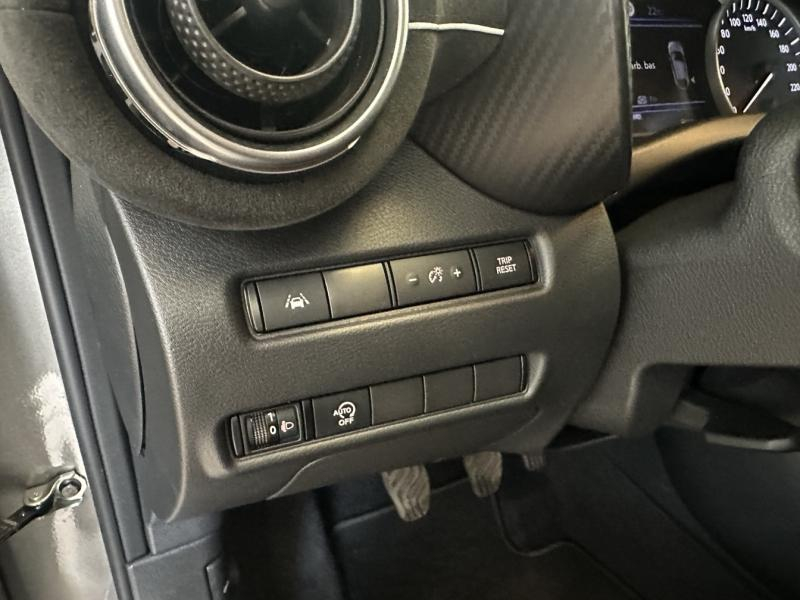 Photo 17 de l’annonce de NISSAN Juke d’occasion à vendre à CHENNEVIÈRES-SUR-MARNE