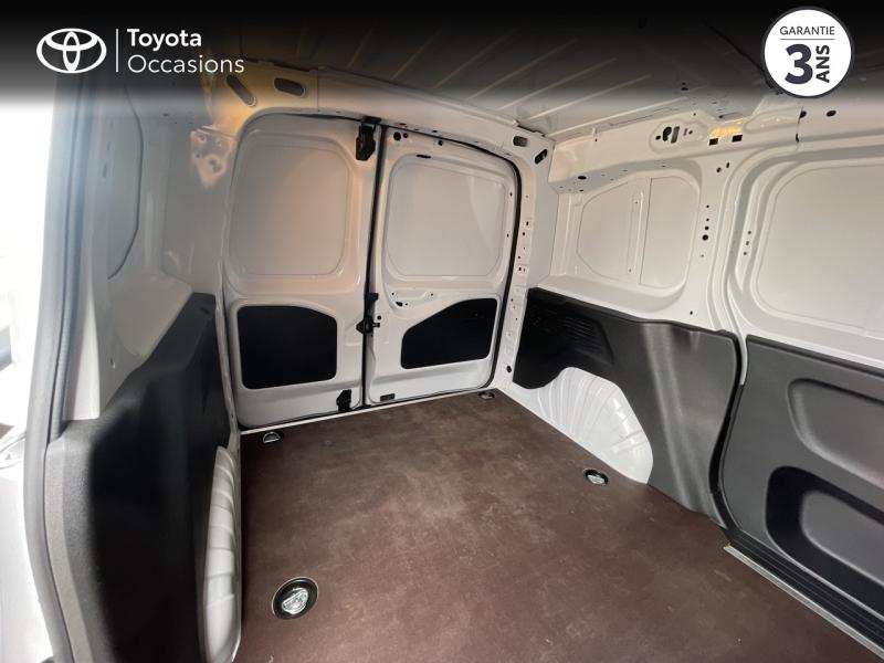 Photo 12 de l’annonce de TOYOTA ProAce City VUL d’occasion à vendre à AUBIÈRE