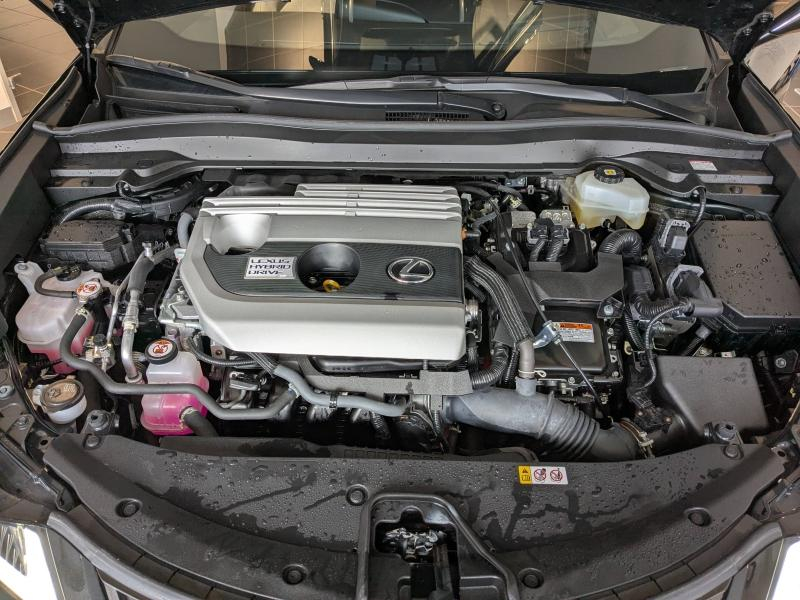 Photo 18 de l’annonce de LEXUS UX d’occasion à vendre à AUBIÈRE