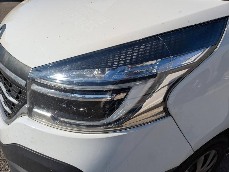 Photo 4 de l’annonce de RENAULT Trafic Fg VUL d’occasion à vendre à VITROLLES
