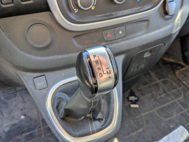 Photo 5 de l’annonce de RENAULT Trafic Fg VUL d’occasion à vendre à VITROLLES