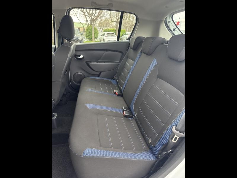 Photo 8 de l’annonce de DACIA Sandero d’occasion à vendre à TOULON
