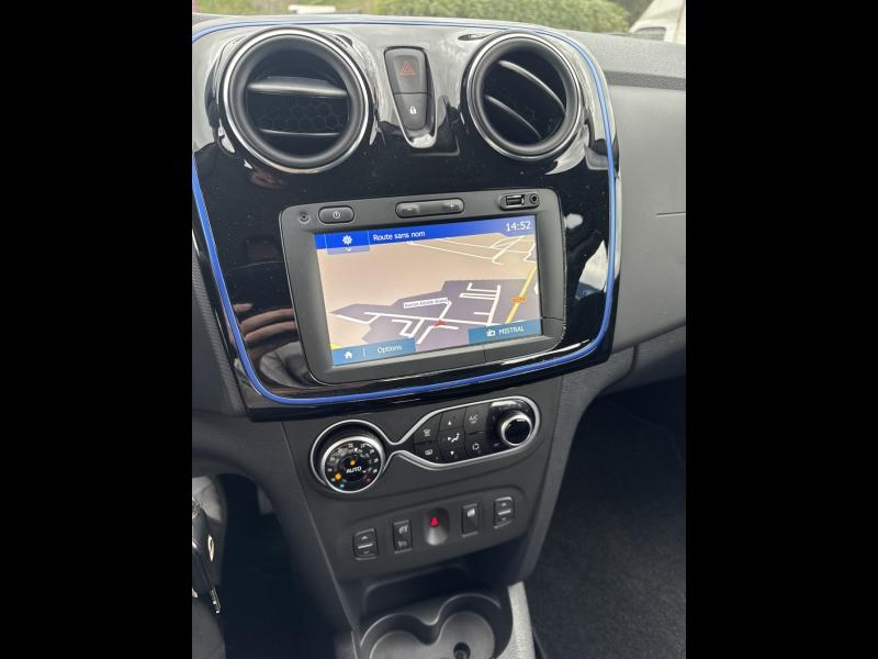 Photo 13 de l’annonce de DACIA Sandero d’occasion à vendre à TOULON
