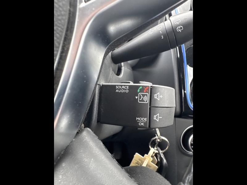 Photo 16 de l’annonce de DACIA Sandero d’occasion à vendre à TOULON