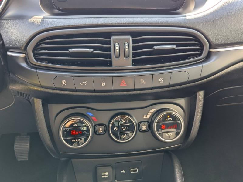 Photo 13 de l’annonce de FIAT Tipo d’occasion à vendre à ANNEMASSE