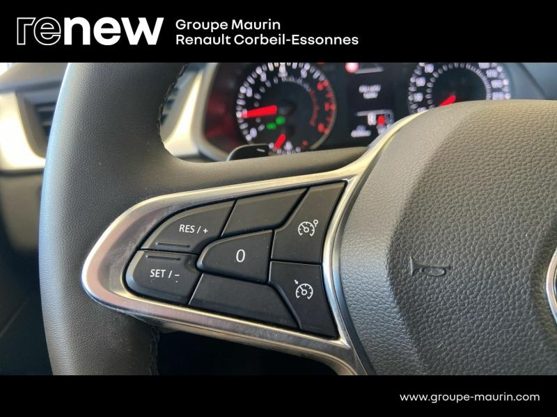 Photo 16 de l’annonce de RENAULT Captur d’occasion à vendre à CORBEIL-ESSONNES