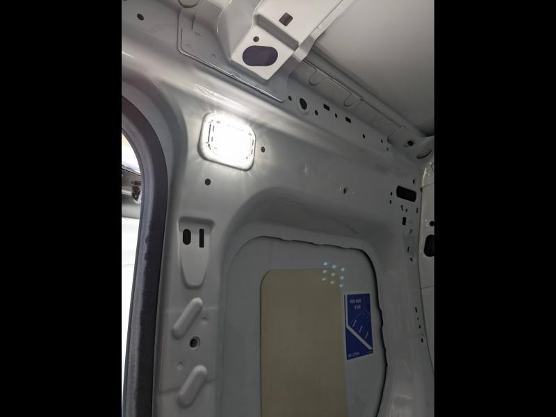Photo 19 de l’annonce de FORD Transit Connect VUL d’occasion à vendre à MARTIGUES