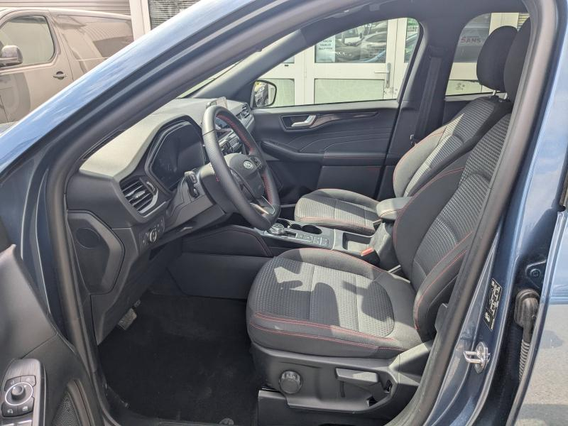 Photo 14 de l’annonce de FORD Kuga d’occasion à vendre à DRAGUIGNAN