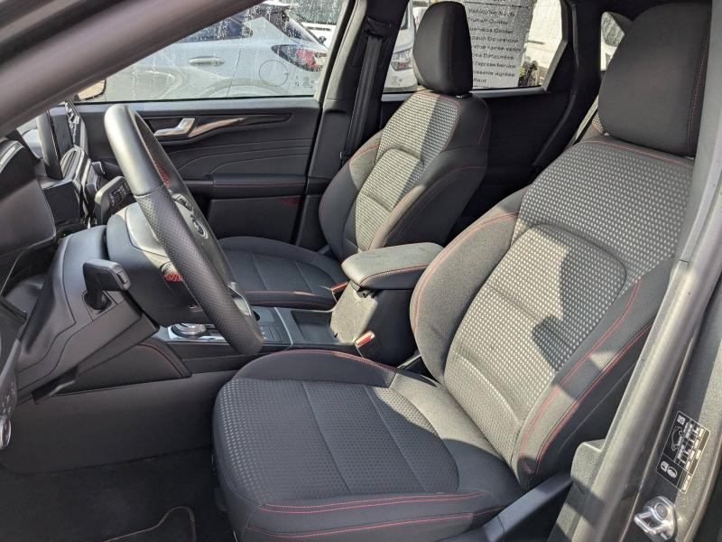 Photo 17 de l’annonce de FORD Kuga d’occasion à vendre à LA VALETTE