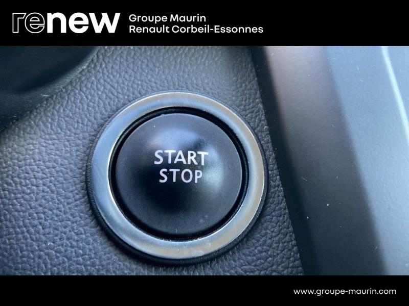 Photo 19 de l’annonce de RENAULT Kadjar d’occasion à vendre à CORBEIL-ESSONNES