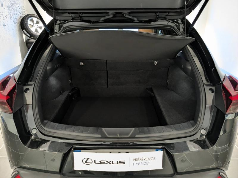 Photo 12 de l’annonce de LEXUS UX d’occasion à vendre à AUBIÈRE