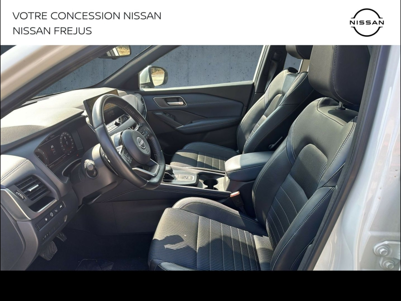 Photo 17 de l’annonce de NISSAN Qashqai d’occasion à vendre à DRAGUIGNAN
