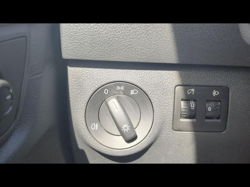 Photo 11 de l’annonce de VOLKSWAGEN Caddy Van VUL d’occasion à vendre à DIGNE-LES-BAINS