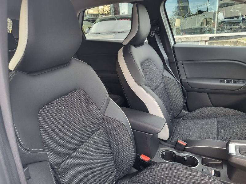 Photo 4 de l’annonce de RENAULT Captur d’occasion à vendre à ANNECY