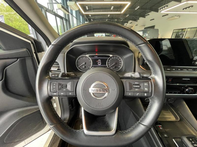 Photo 13 de l’annonce de NISSAN Qashqai d’occasion à vendre à GRENOBLE