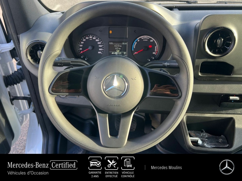 Photo 12 de l’annonce de MERCEDES-BENZ Sprinter Fg VUL d’occasion à vendre à SÈTE