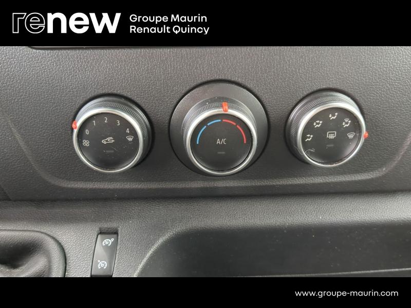 Photo 5 de l’annonce de RENAULT Master PlanCb VUL d’occasion à vendre à QUINCY-SOUS-SÉNART