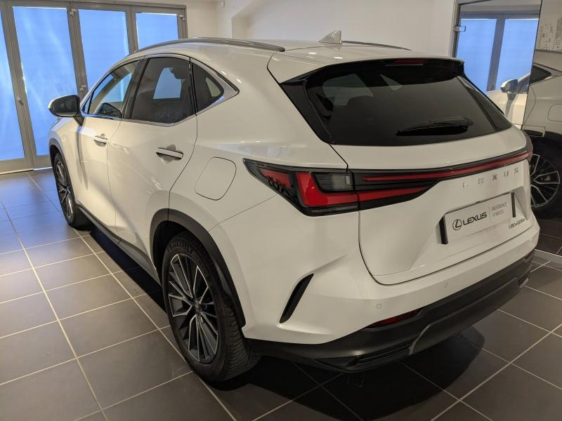 Photo 13 de l’annonce de LEXUS NX d’occasion à vendre à AUBIÈRE