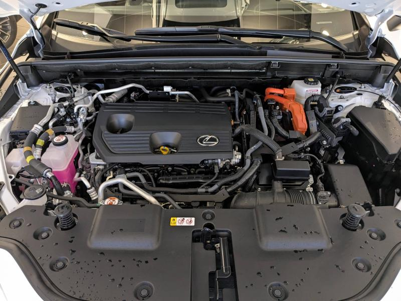 Photo 18 de l’annonce de LEXUS NX d’occasion à vendre à AUBIÈRE