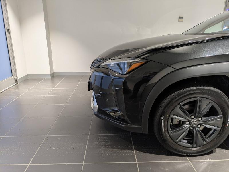 Photo 17 de l’annonce de LEXUS UX d’occasion à vendre à AUBIÈRE