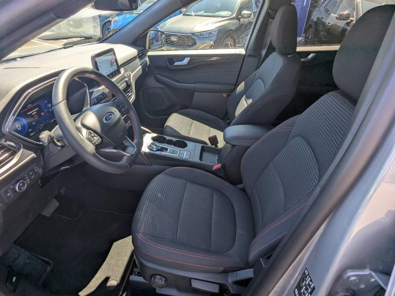 Photo 9 de l’annonce de FORD Kuga d’occasion à vendre à FRÉJUS
